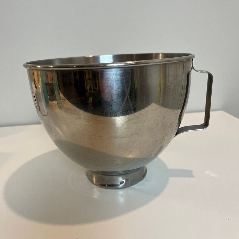 KitchenAid K45 Stainless Steel 4.5 Qt Tilt-Head Stand Mixer Bowl with Handle